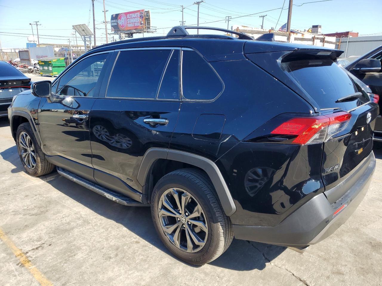 2025 Toyota Rav4 Limited - Фото 2