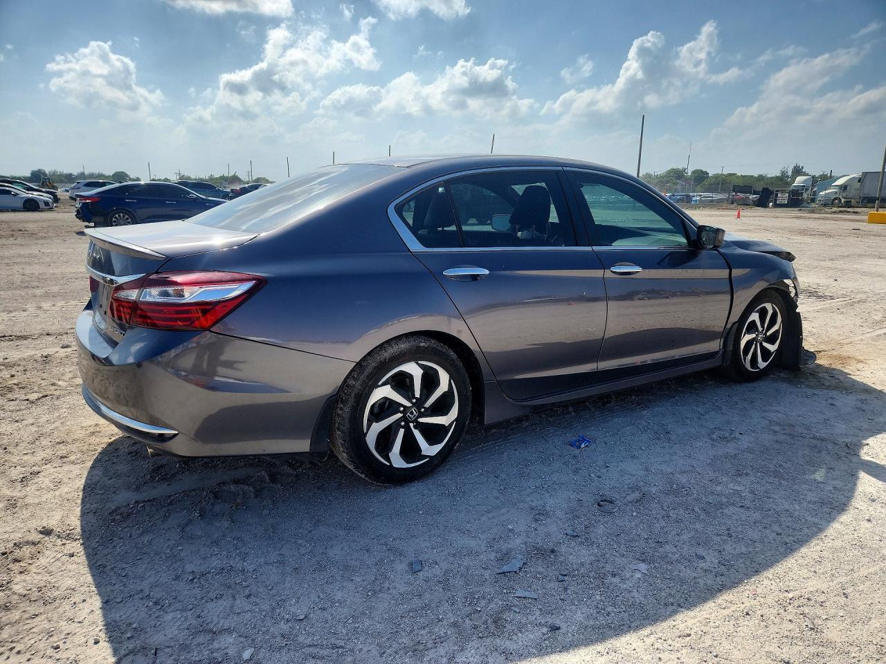 2017 Honda Accord Sport - Фото 3