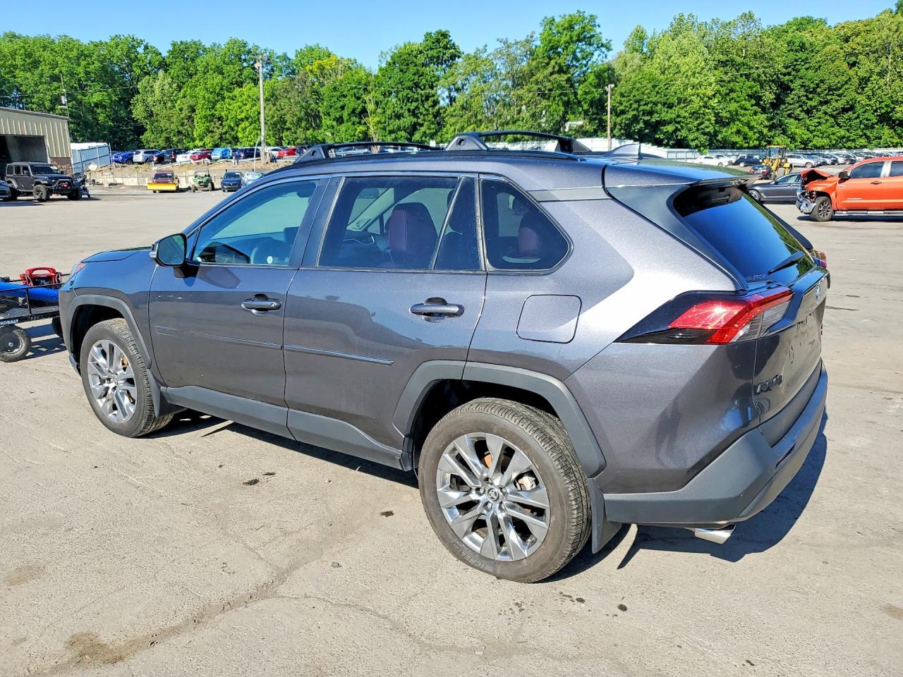 2024 Toyota Rav4 Xle Premium - Image 2