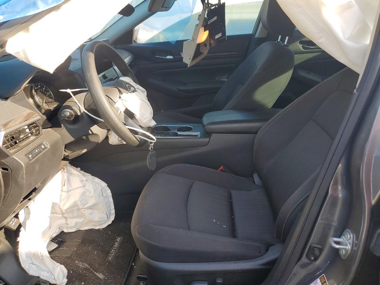 2025 Nissan Altima Sv - Image 7