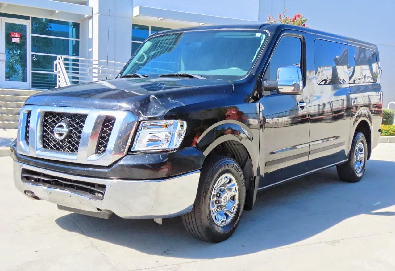 2016 Nissan Nv 3500 Hd Sv - Image 2