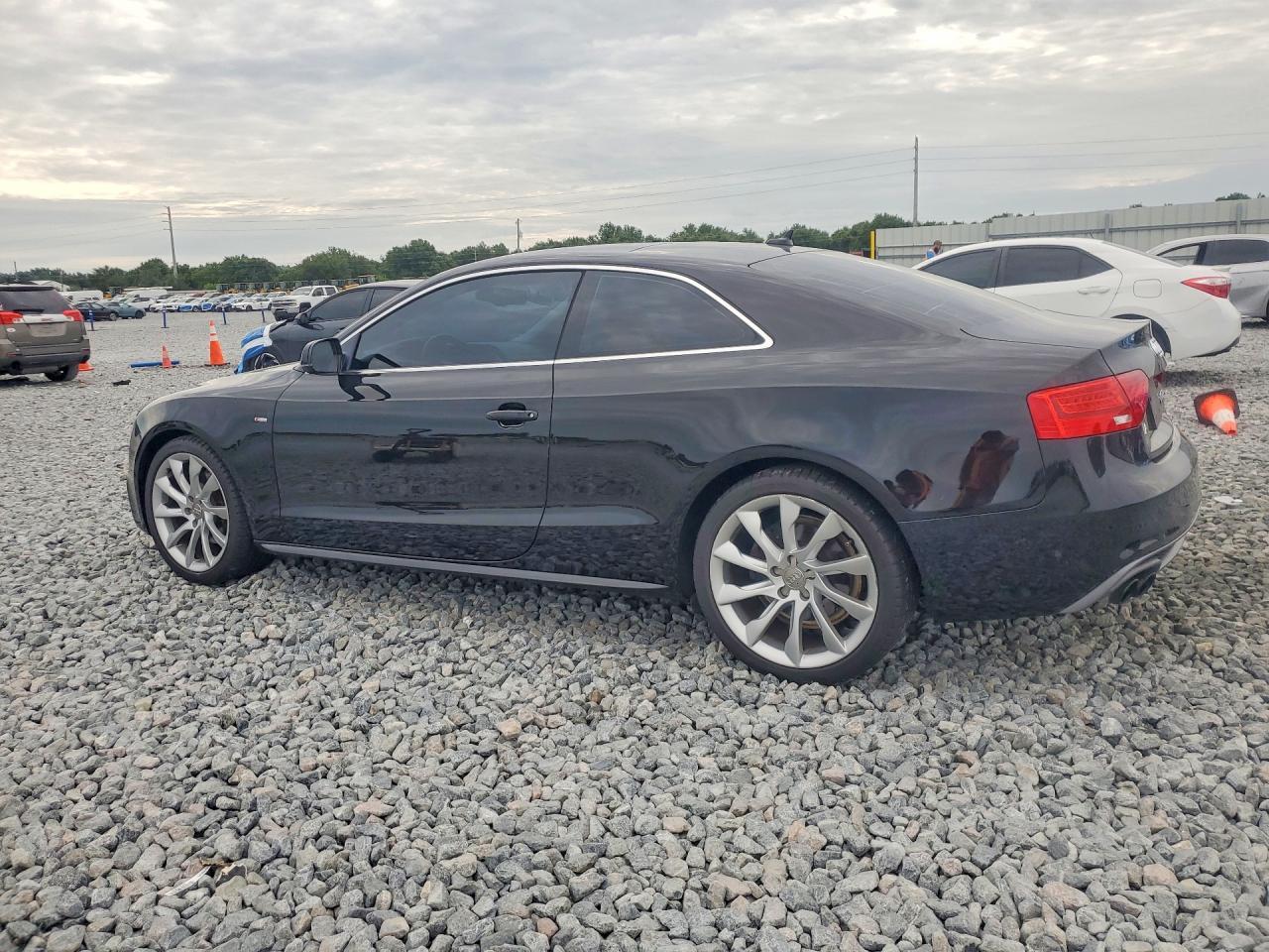 2015 Audi A5 Premium Plus - Фото 2