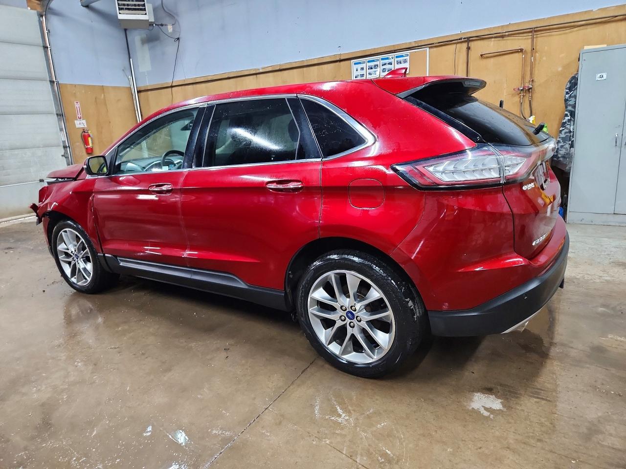 2016 Ford Edge Titanium - Image 2