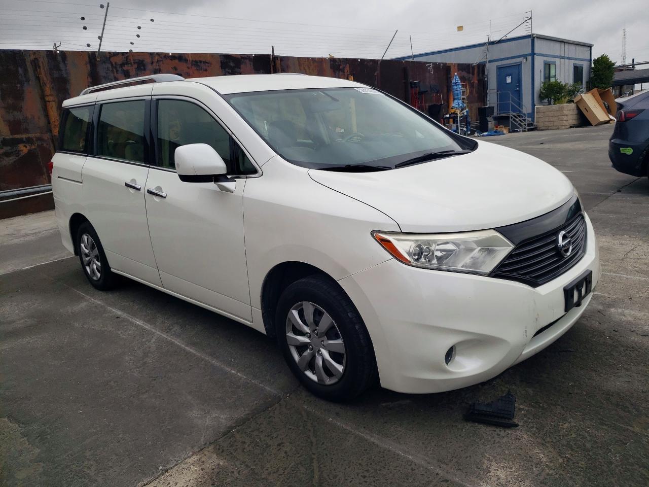 2014 Nissan Quest 3.5 S - Фото 4