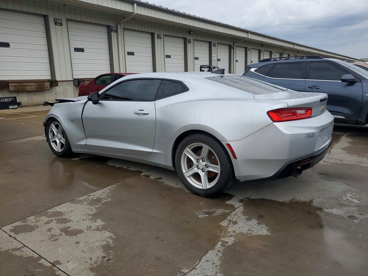 2017 Chevrolet Camaro Lt - Фото 2