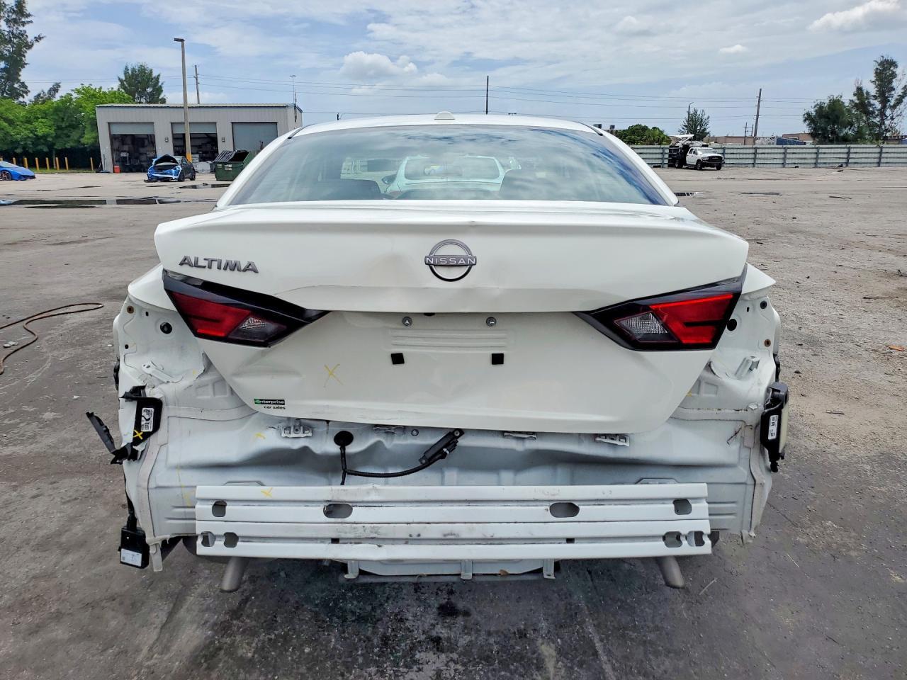 2025 Nissan Altima Sv - Фото 6