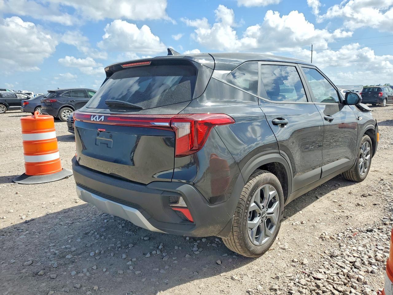 2026 Kia Seltos Lx - Фото 3