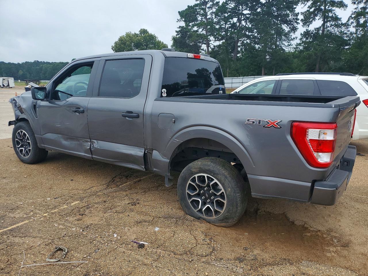 2023 Ford F150 Supercrew - Фото 2