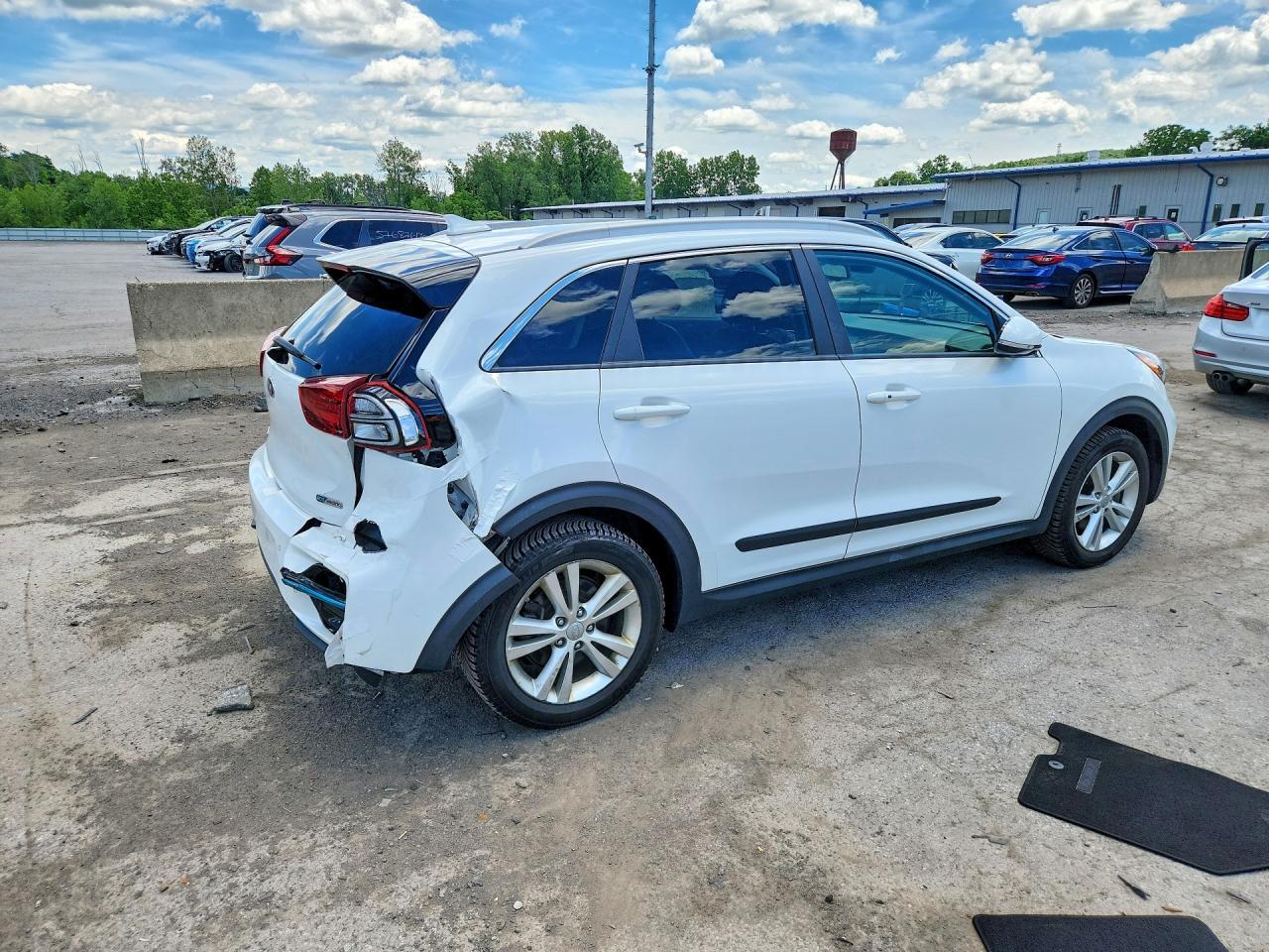 2020 Kia Niro Ex Premium - Фото 3