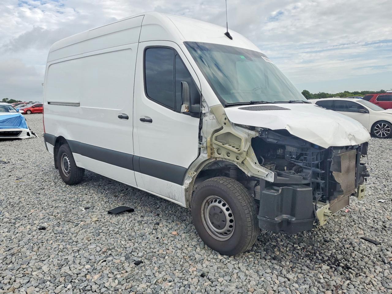 2023 Mercedes-Benz Sprinter 2500 - Image 4