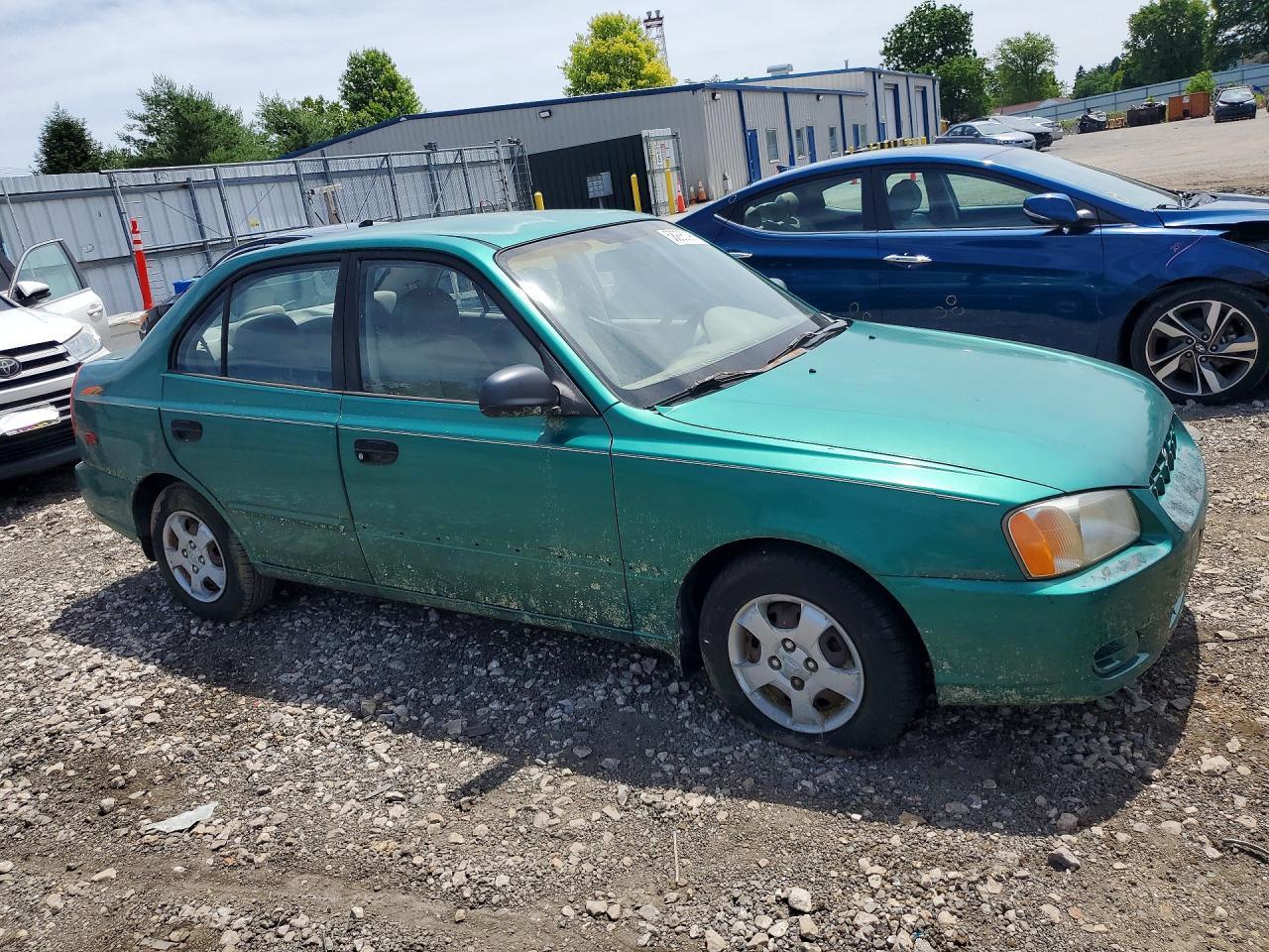 2001 Hyundai Accent Gl - Image 4