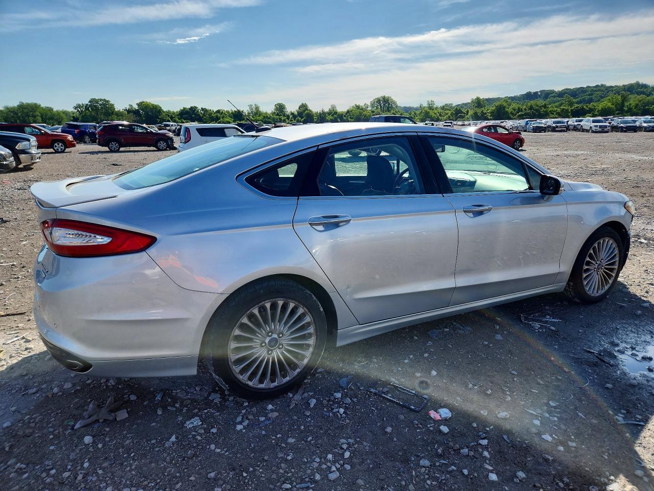 2016 Ford Fusion Titanium - Image 3