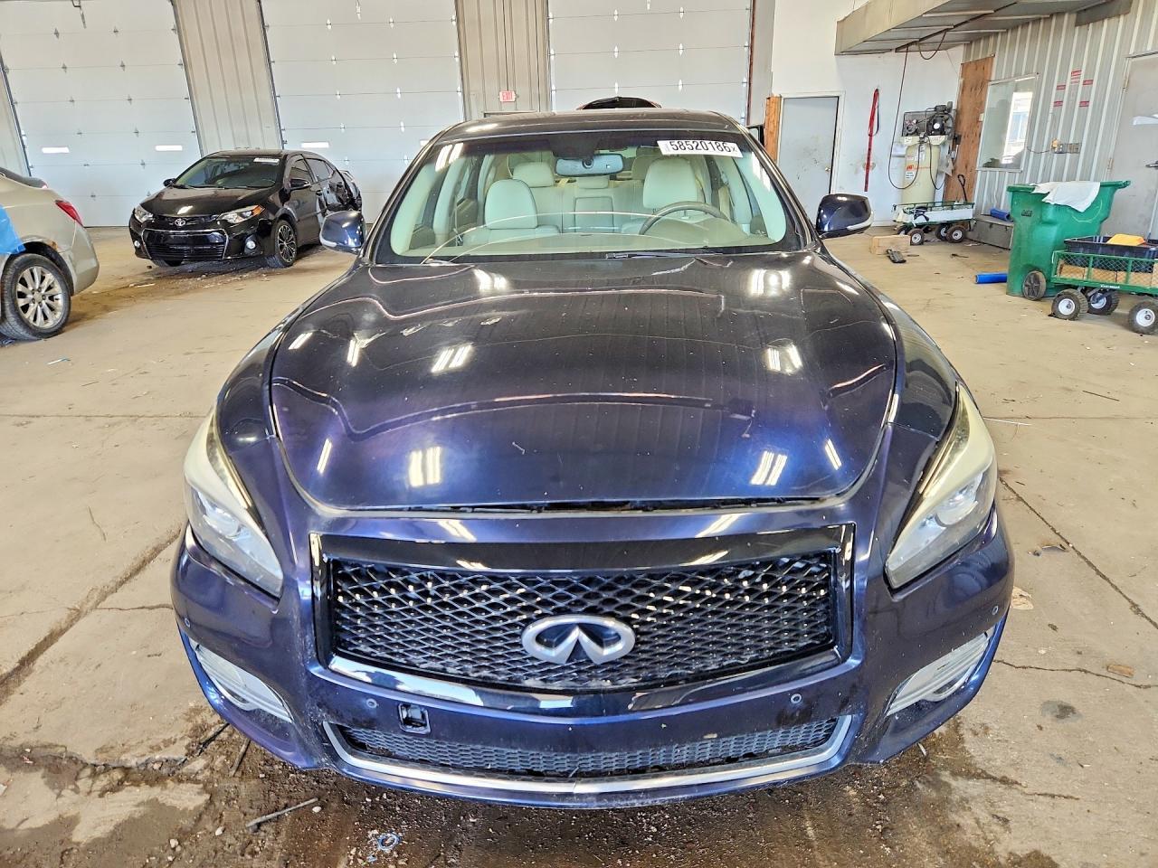 2017 Infiniti Q70L 3.7 - Фото 5