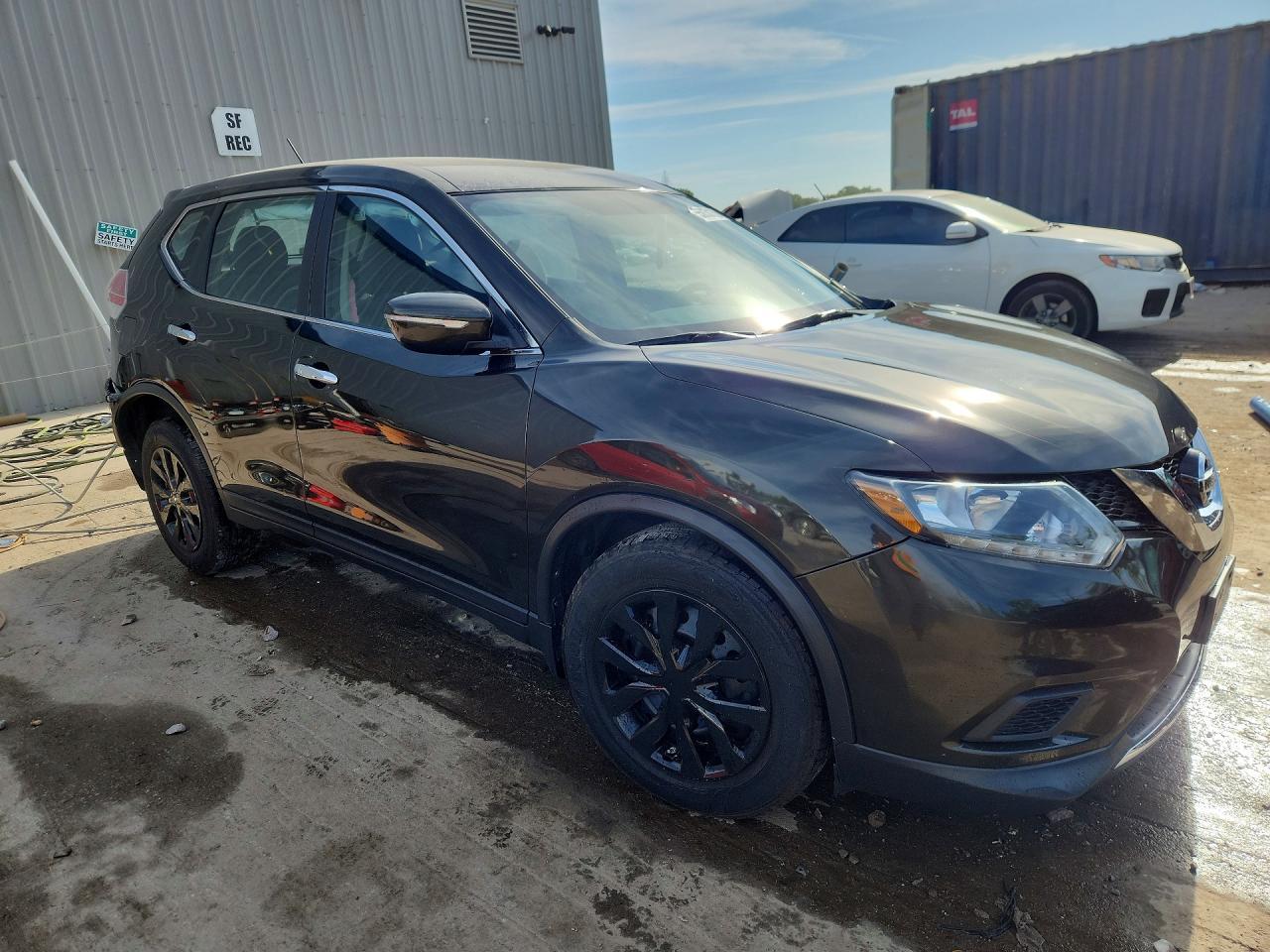 2015 Nissan Rogue S - Фото 4