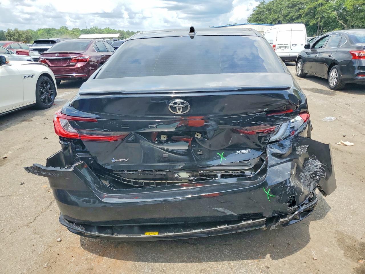 2026 Toyota Camry Xse - Image 6