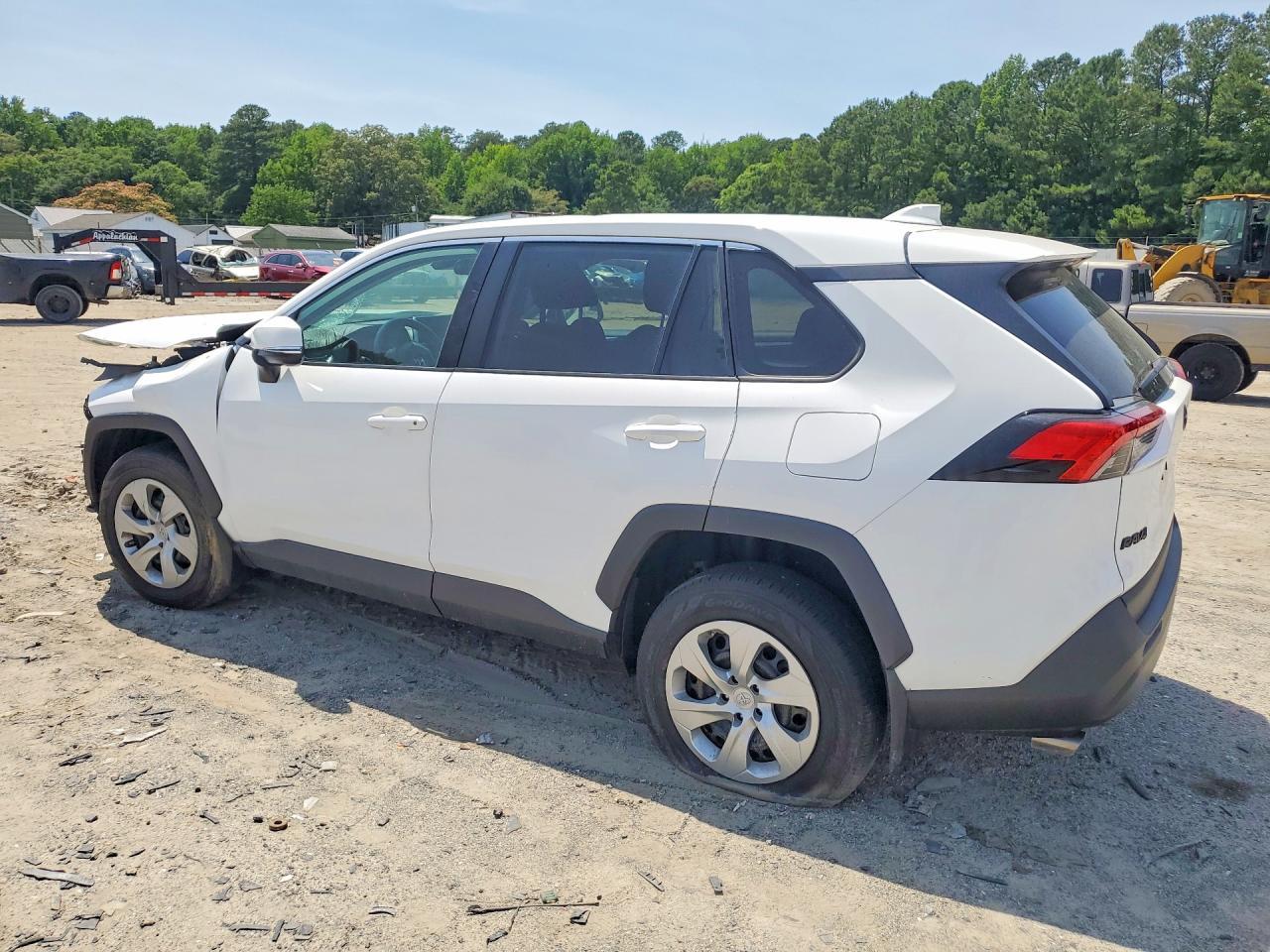 2023 Toyota Rav4 Le - Image 2