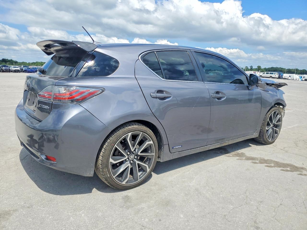 2013 Lexus Ct 200 - Image 3