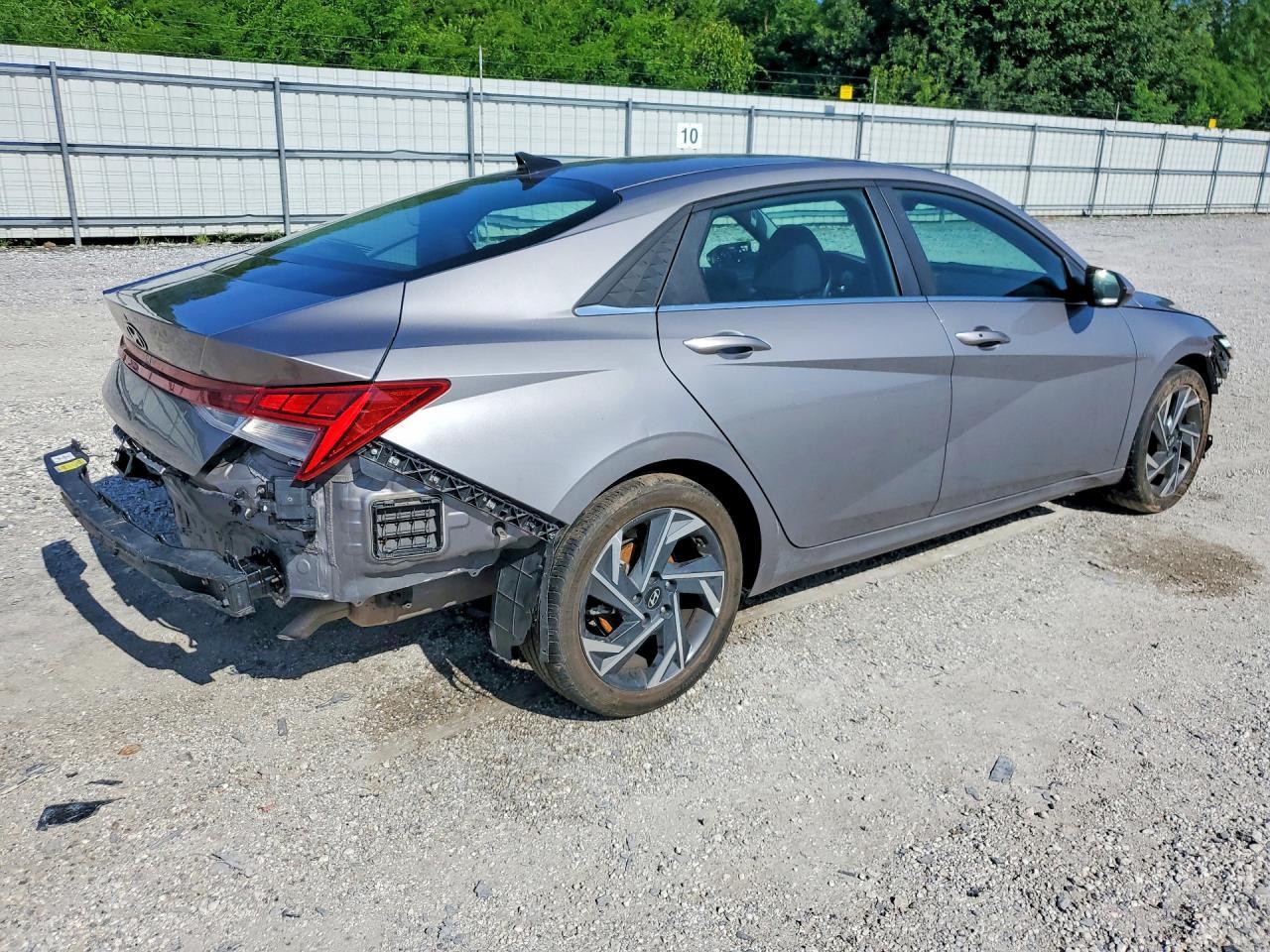 2024 Hyundai Elantra Sel - Фото 3
