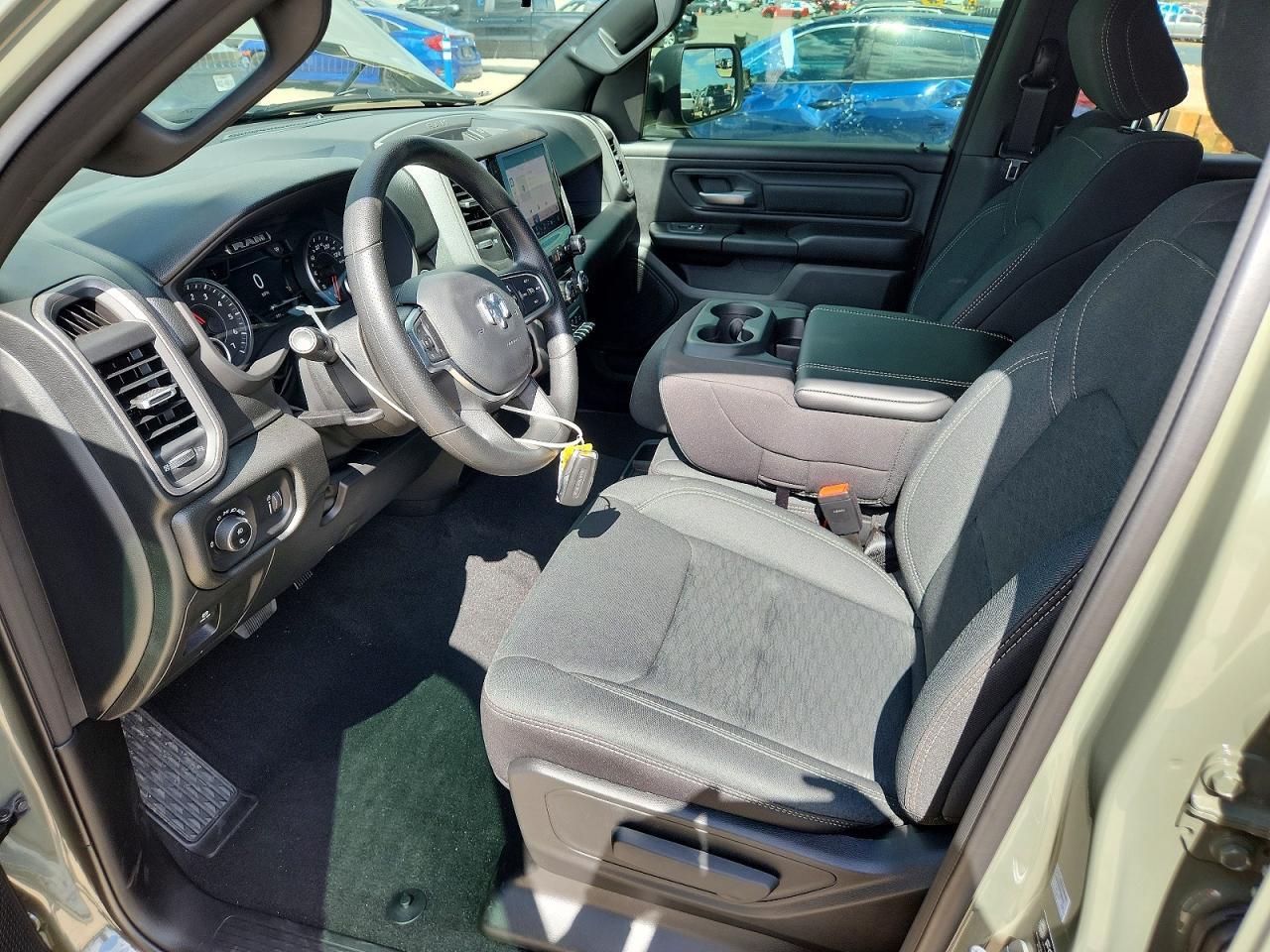 2026 Ram 1500 Tradesman - Фото 7