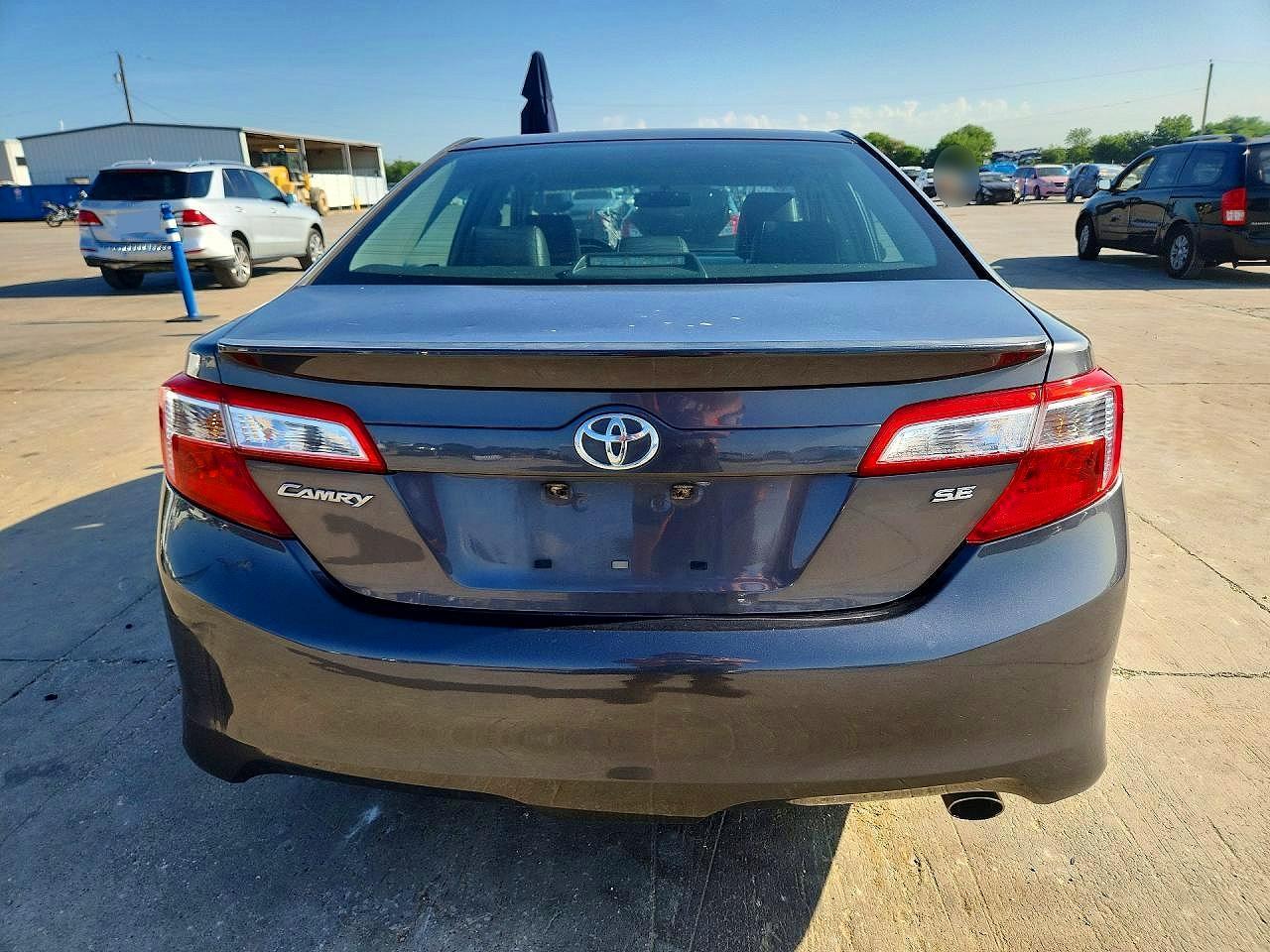 2013 Toyota Camry Se - Фото 6