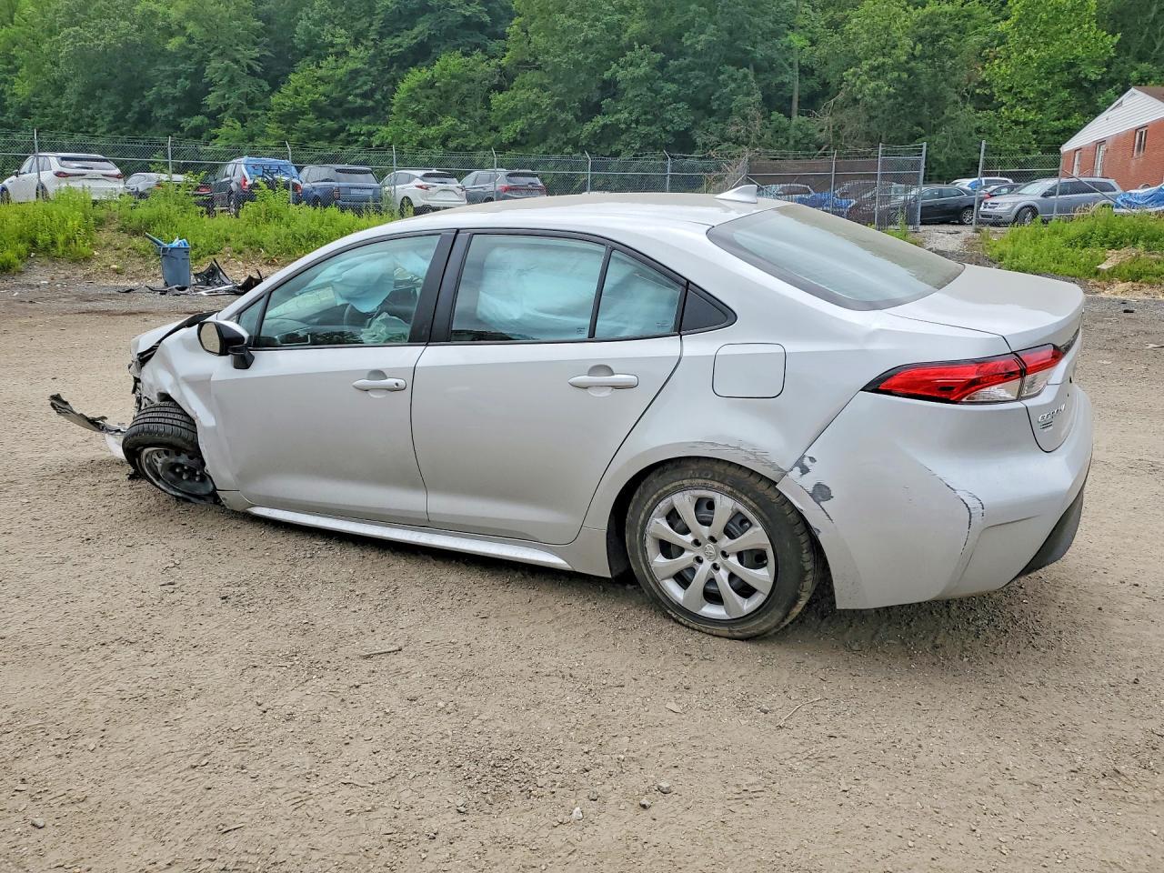 2024 Toyota Corolla Le - Фото 2