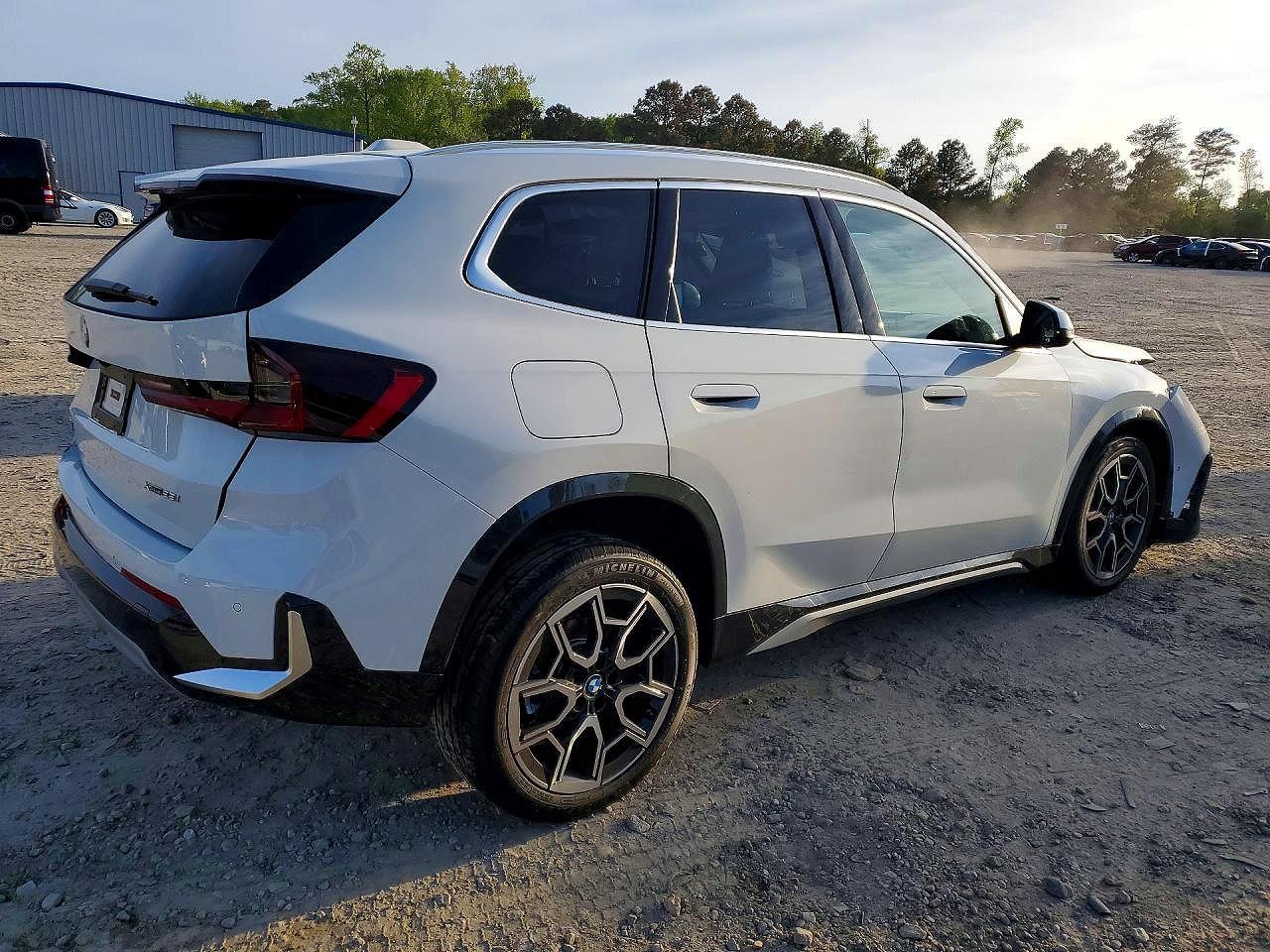 2026 BMW X1 xDrive28I - Фото 3