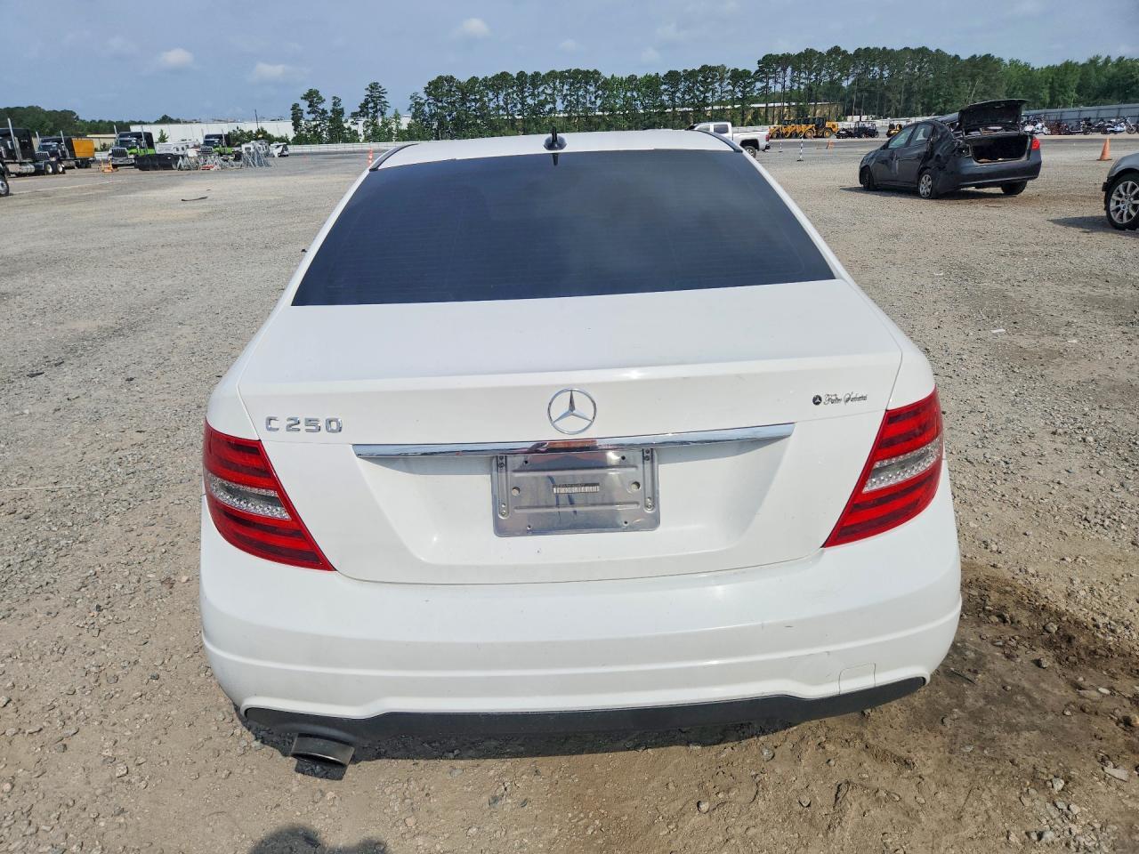 2013 Mercedes-Benz C 250 - Фото 6