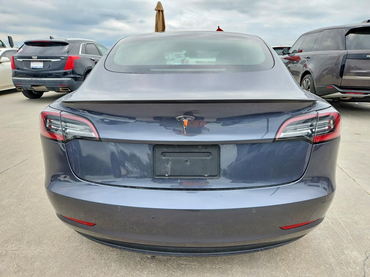 2021 Tesla Model 3 - Фото 6