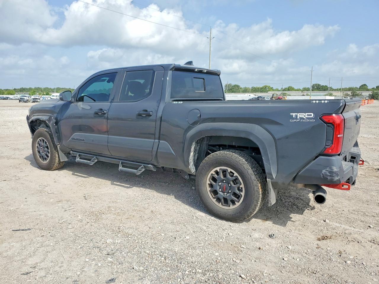 2024 Toyota Tacoma Trd Off-Road - Image 2