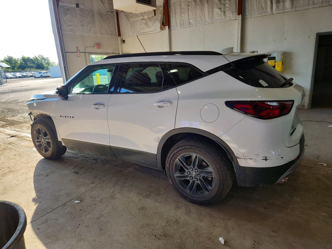 2020 Chevrolet Blazer 2Lt - Image 2