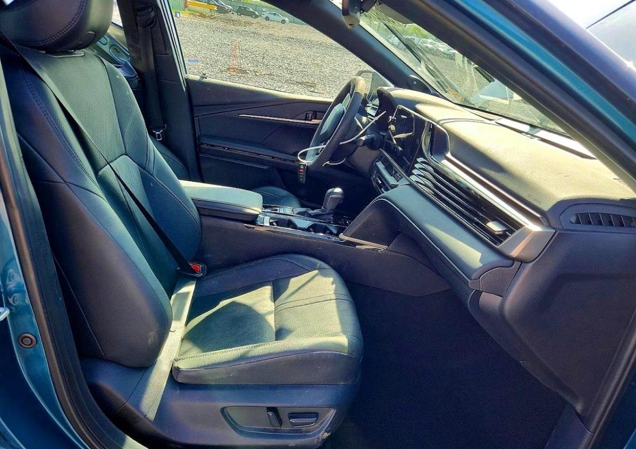 2025 Toyota Camry Xse - Фото 7