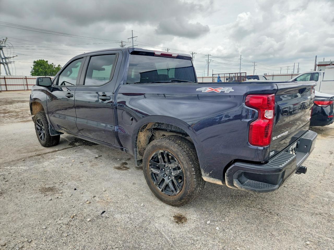 2022 Chevrolet Silverado K1500 Custom - Image 2