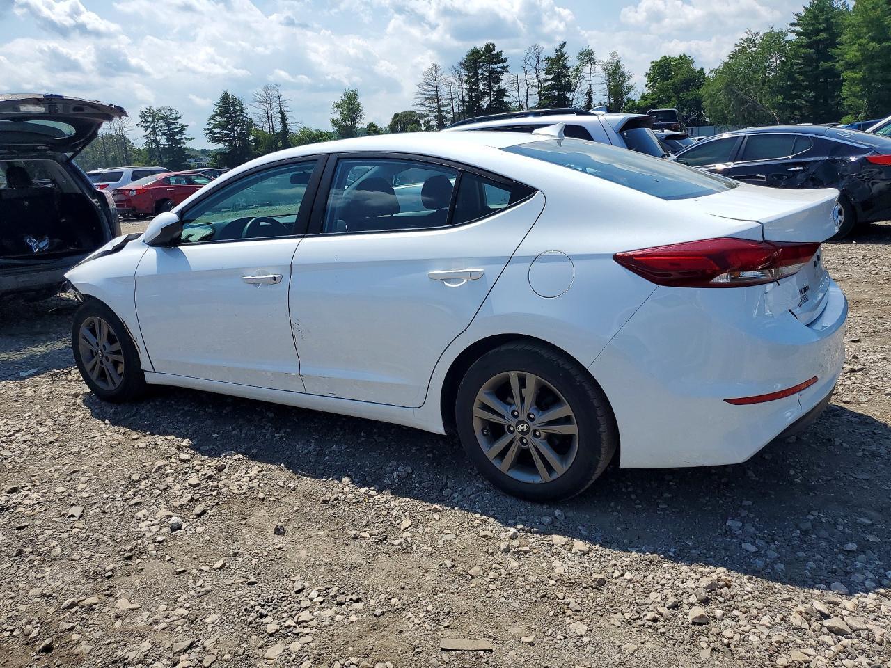 2018 Hyundai Elantra Sel - Фото 2