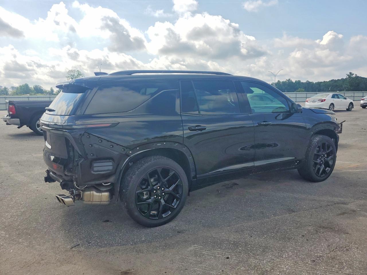 2024 Chevrolet Traverse Rs - Фото 3