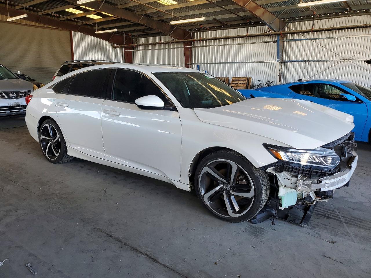 2018 Honda Accord Sport - Image 4