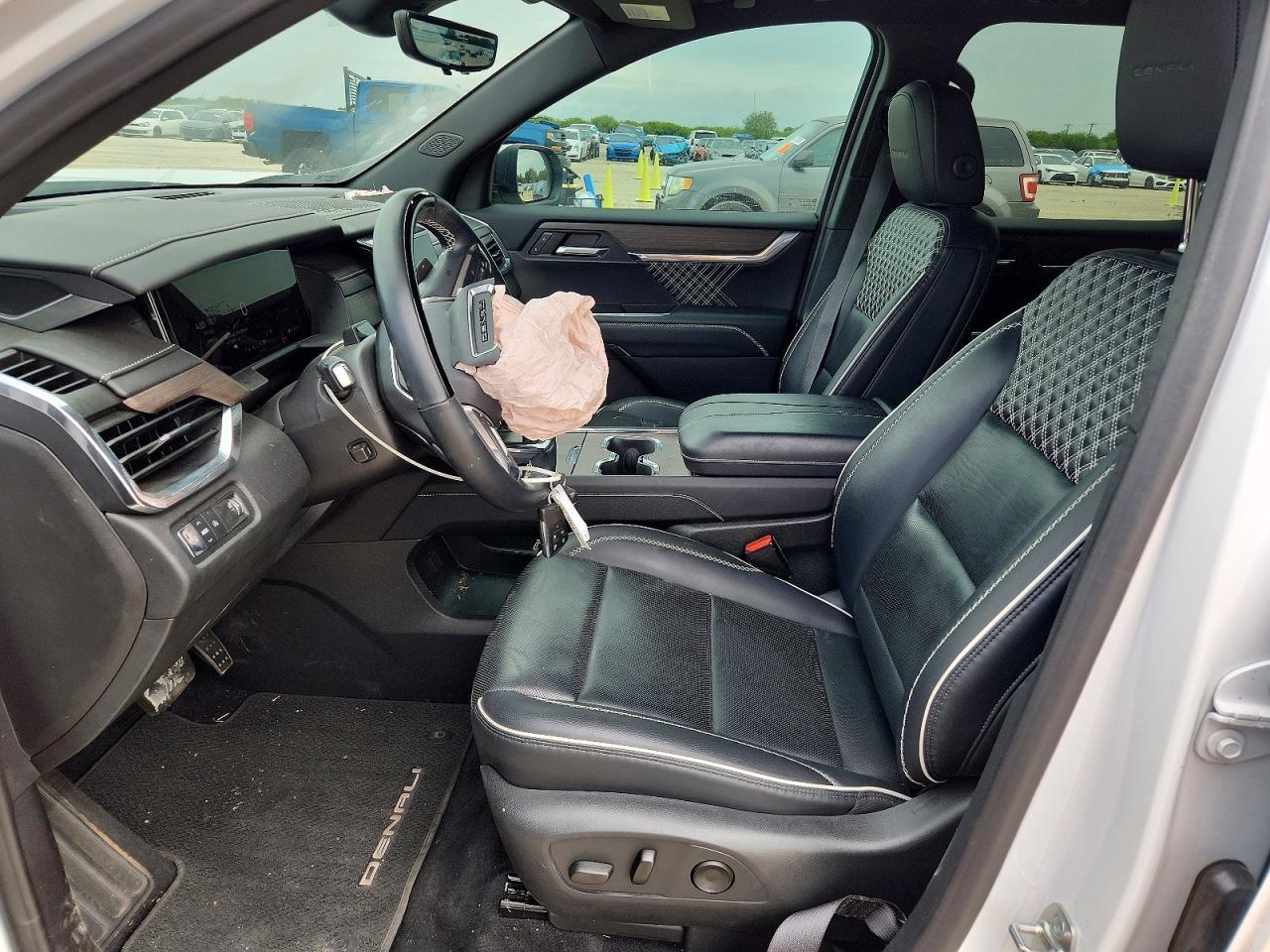 2024 GMC Acadia Denali - Фото 7