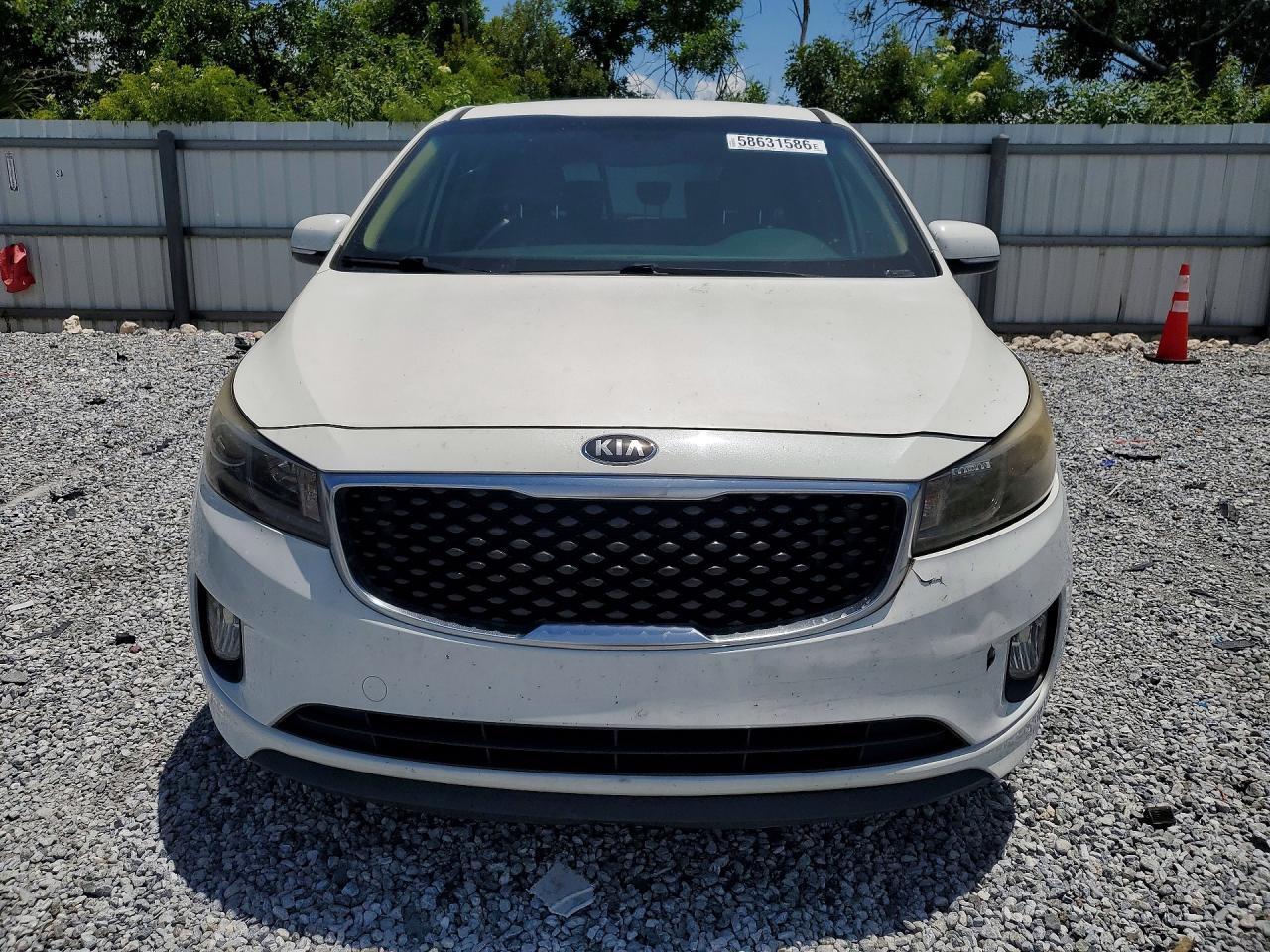 2016 Kia Sedona - Image 5