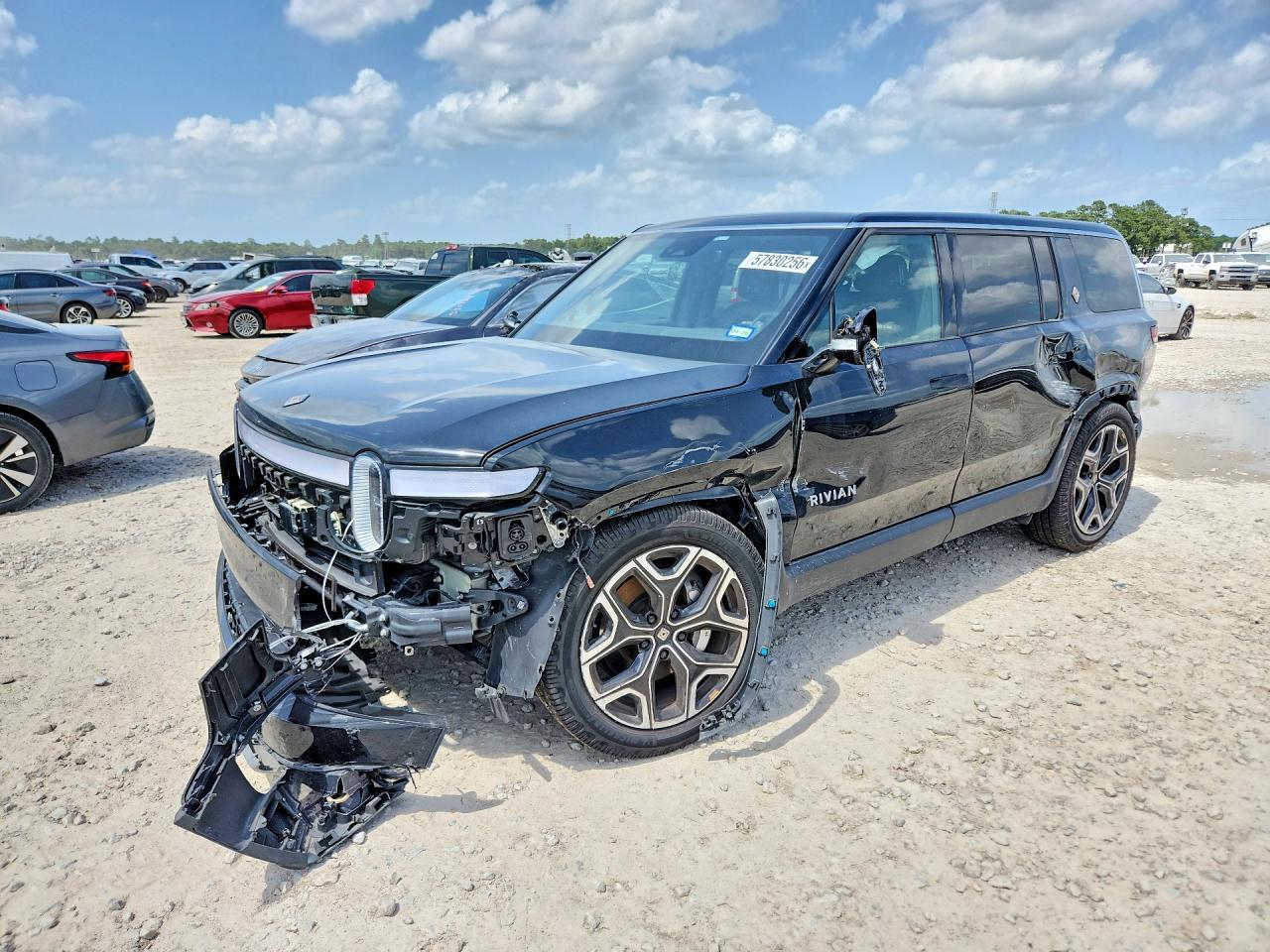 2024 Rivian R1S Adventure
