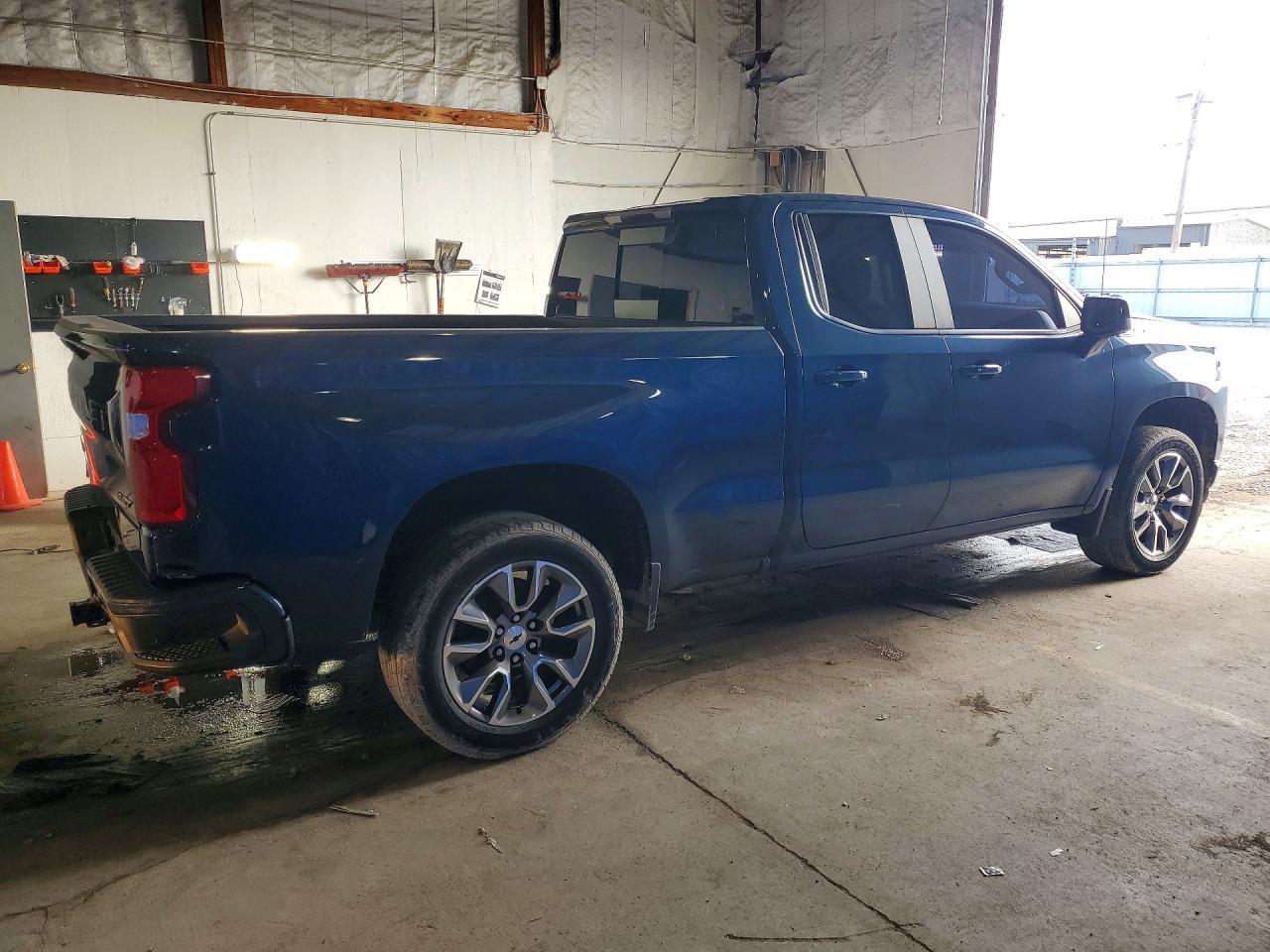 2020 Chevrolet Silverado K1500 Rst - Фото 3