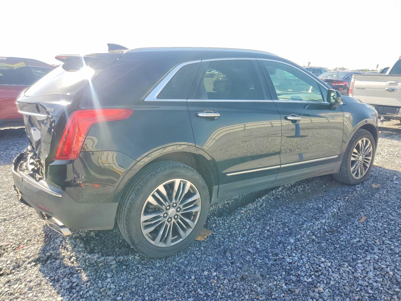 2017 Cadillac Xt5 Premium Luxury - Фото 3