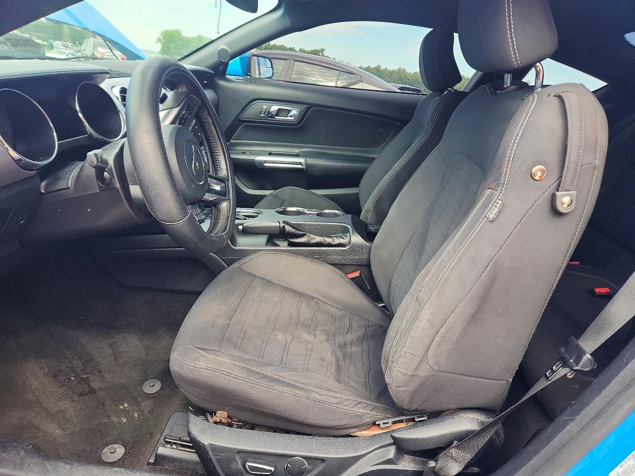 2017 Ford Mustang - Image 7