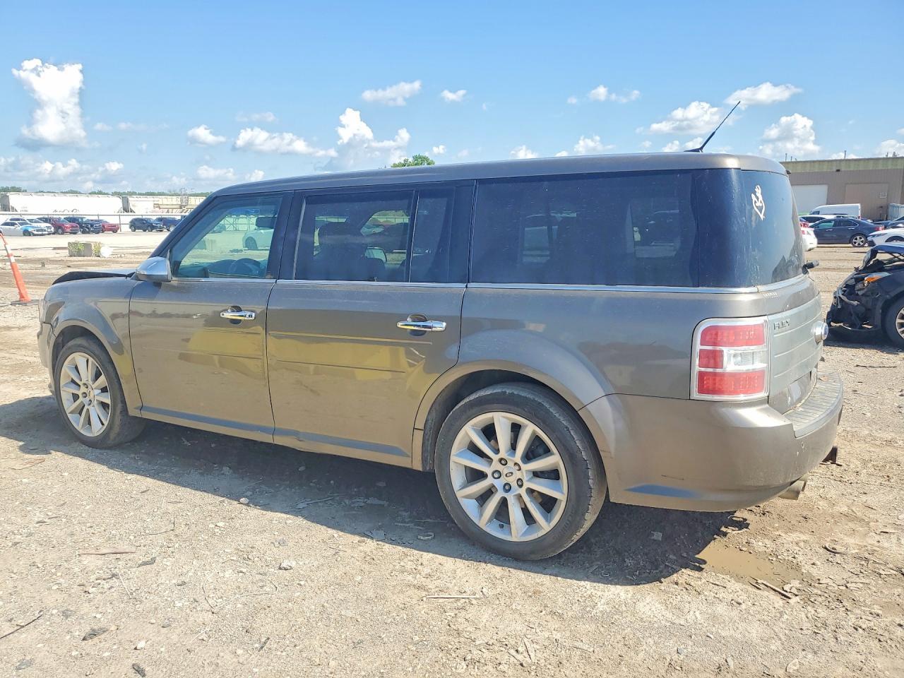 2012 Ford Flex Limited - Image 2