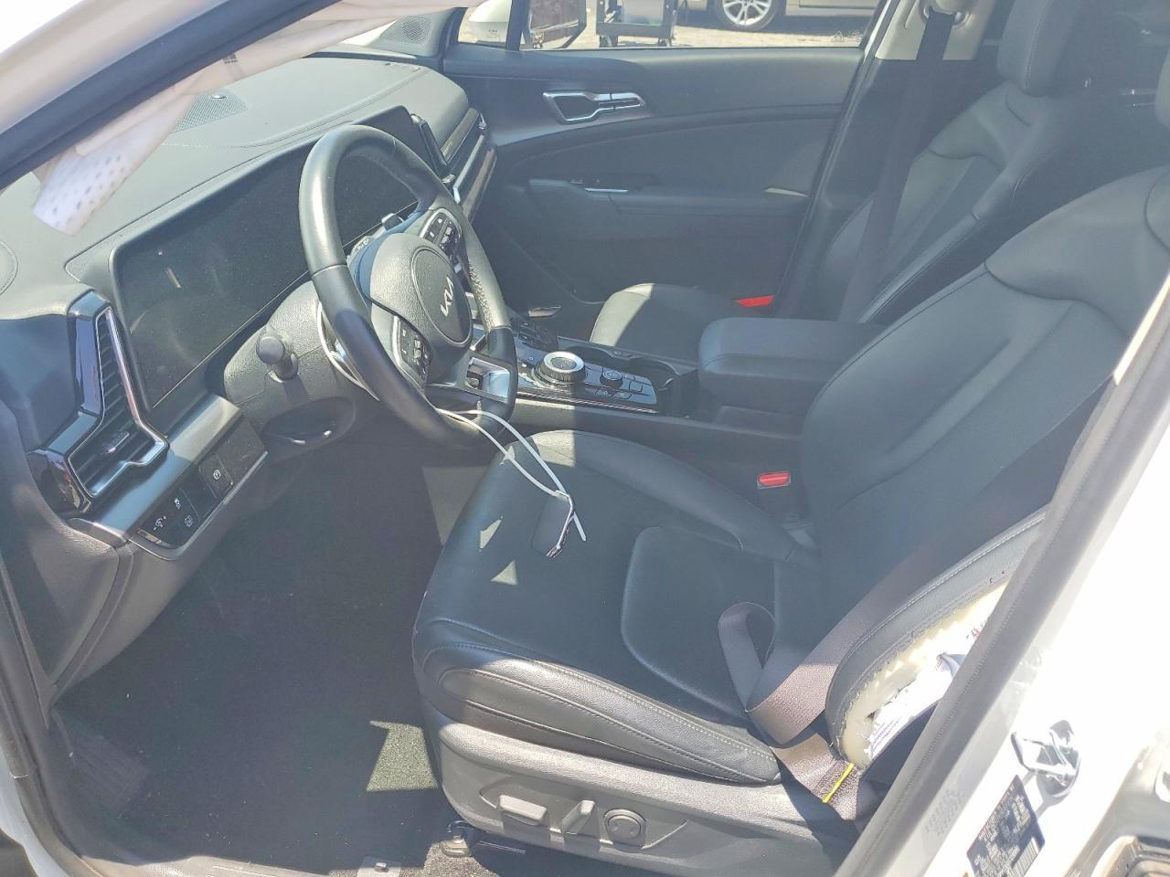 2025 Kia Sportage Ex - Image 7