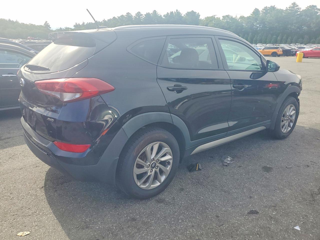 2017 Hyundai Tucson Se - Фото 3