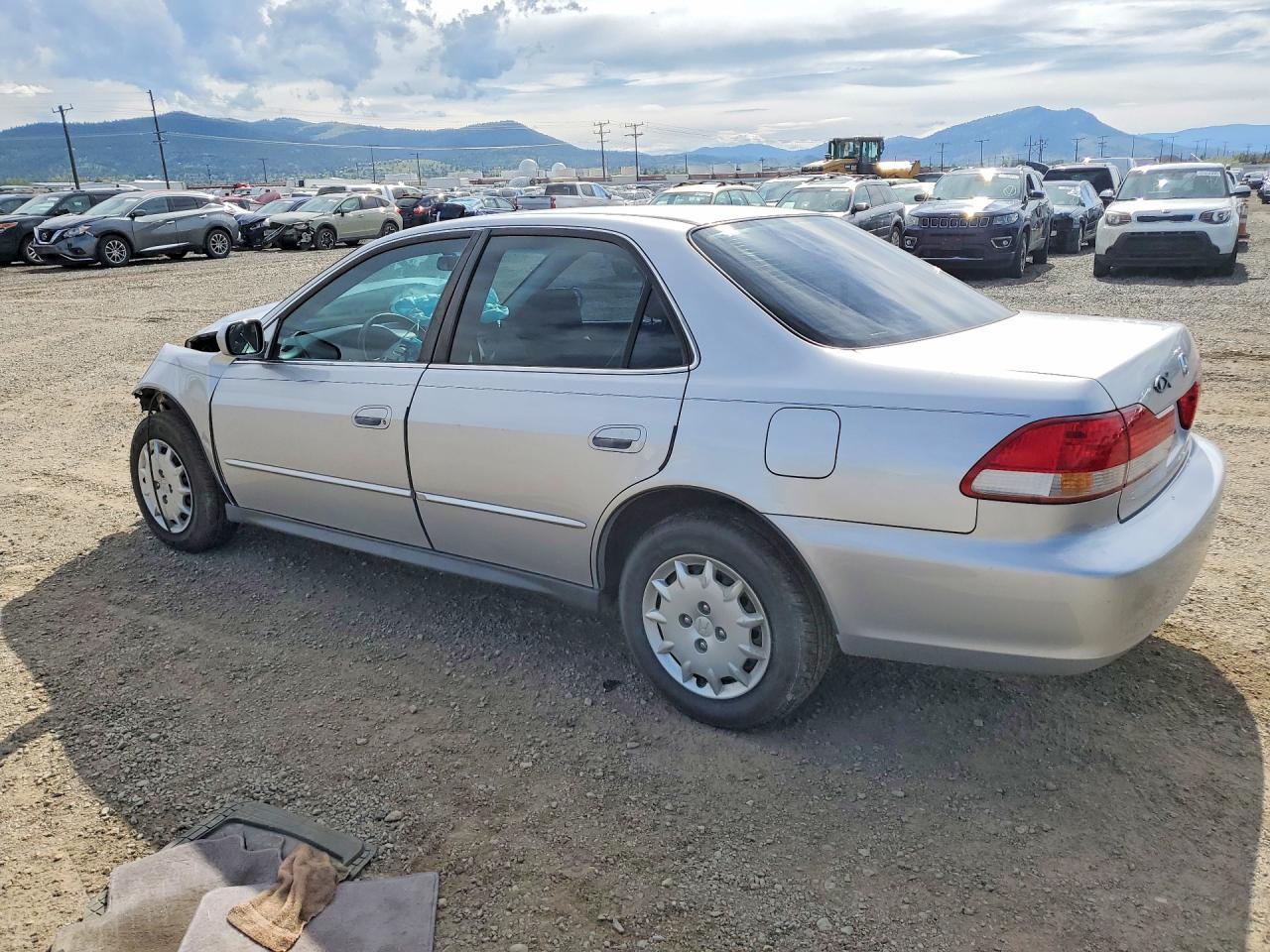 2002 Honda Accord Lx - Фото 2