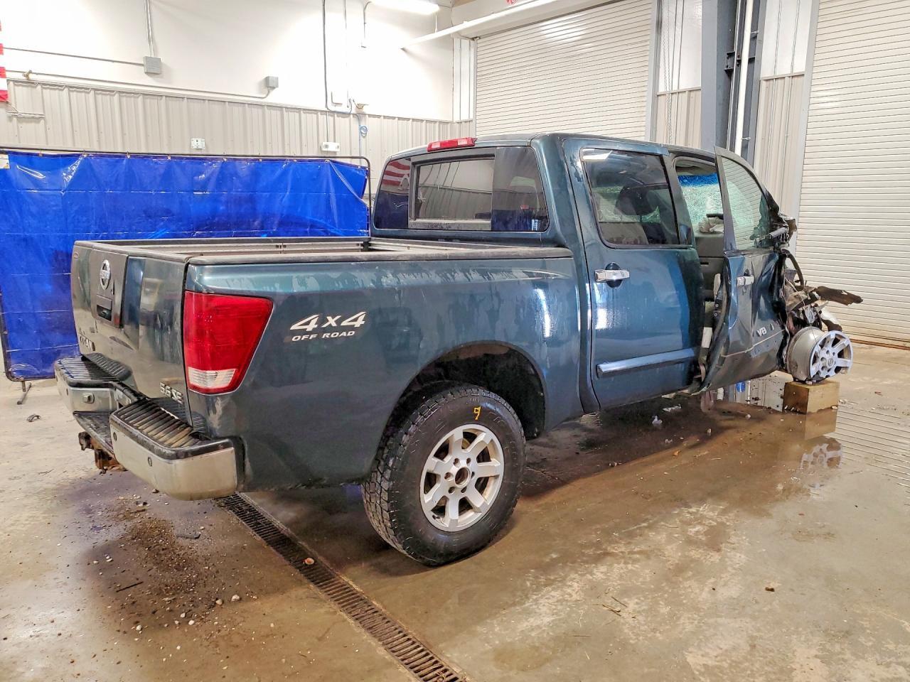 2006 Nissan Titan Xe - Фото 3