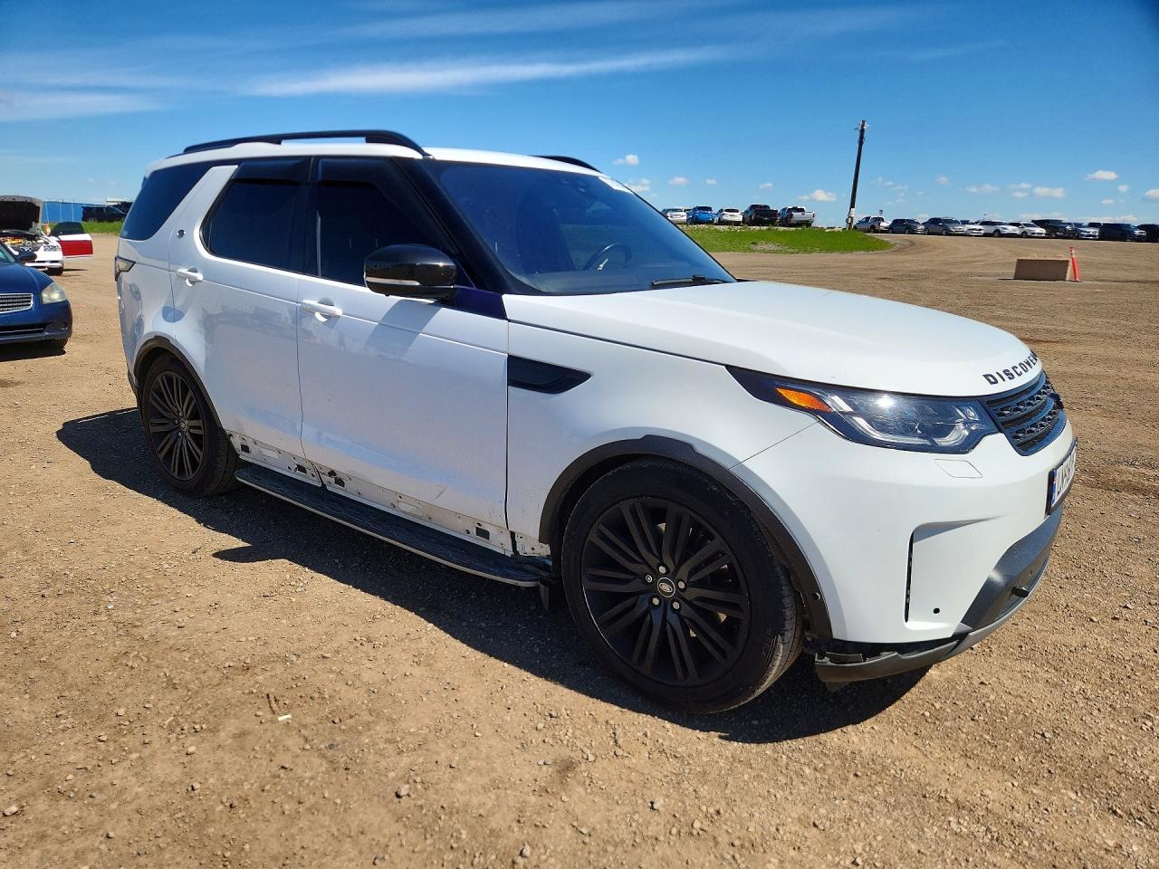 2017 Land Rover Discovery Hse - Image 4