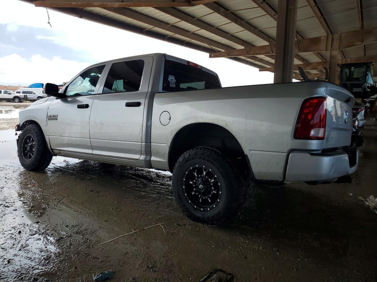 2018 Ram 1500 St - Фото 2