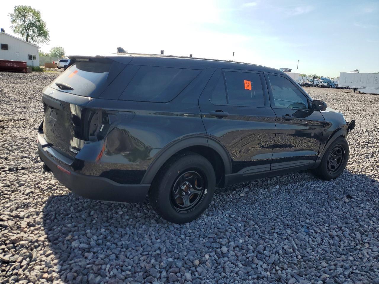 2023 Ford Explorer - Фото 3
