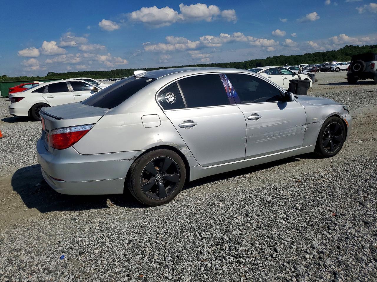 2008 BMW 528 I - Image 3
